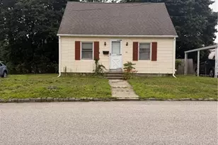 56 Caporal St, Cranston, RI 02910 - Photo 2
