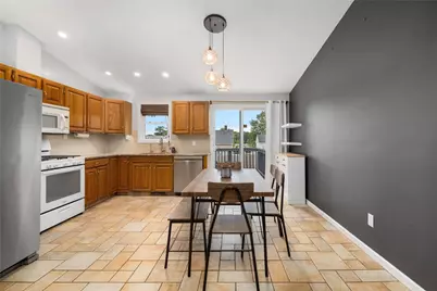 34 Queen Street, Cranston, RI 02920 - Photo 6