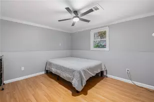 34 Queen St, Cranston, RI 02920 - Photo 38