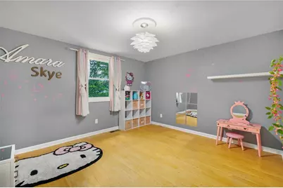 34 Queen Street, Cranston, RI 02920 - Photo 26