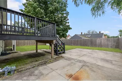 34 Queen Street, Cranston, RI 02920 - Photo 46