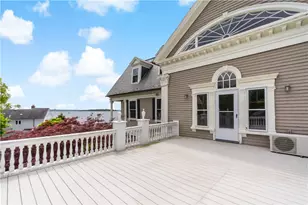 217 Hope St, Bristol, RI 02809 - Photo 4