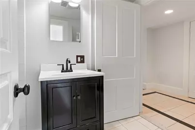 217 Hope Street #3, Bristol, RI 02809 - Photo 18