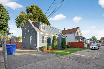 21 Rufus Street, Pawtucket, RI 02860 - Photo 2