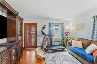 106 John St, Pawtucket, RI 02861 - Photo 8