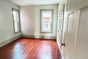 68 Whitmarsh St, Providence, RI 02907 - Photo 14