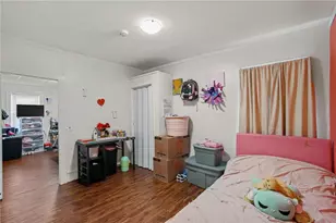 11 Eva St, Providence, RI 02909 - Photo 12