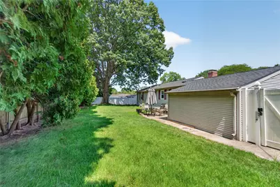 24 Crane Street, Warwick, RI 02889 - Photo 4
