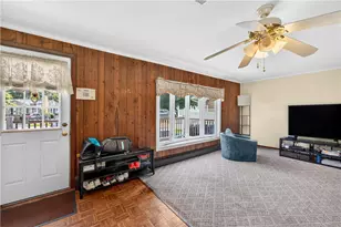 24 Crane St, Warwick, RI 02889 - Photo 14