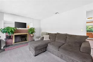 24 Crane St, Warwick, RI 02889 - Photo 6