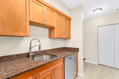 15 Higgins Street #105, Smithfield, RI 02917 - Photo 4