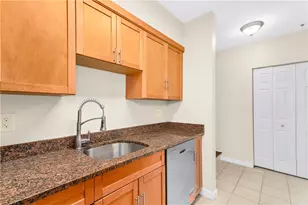 15 Higgins St, Smithfield, RI 02917 - Photo 4