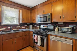 67 Winston Ave, Warwick, RI 02886 - Photo 14