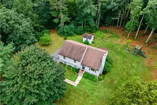 41 Timber Ridge Rd, Charlestown, RI 02813 - Photo 2