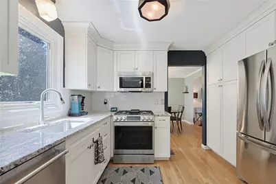 16 Heritage Court, Cranston, RI 02921 - Photo 14