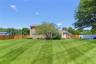 16 Heritage Ct, Cranston, RI 02921 - Photo 42