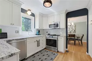 16 Heritage Ct, Cranston, RI 02921 - Photo 10