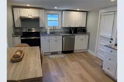 10 Robinson Street #A, Narragansett, RI 02882 - Photo 6