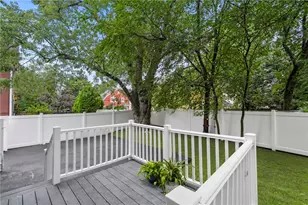 1059 Narragansett Blvd, Cranston, RI 02905 - Photo 46
