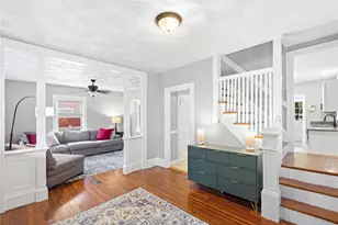 1059 Narragansett Blvd, Cranston, RI 02905 - Photo 8