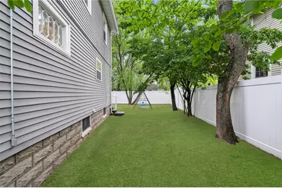 1059 Narragansett Boulevard, Cranston, RI 02905 - Photo 32