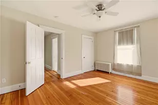 7 Warner Pl, Newport, RI 02840 - Photo 22
