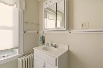7 Warner Place, Newport, RI 02840 - Photo 26