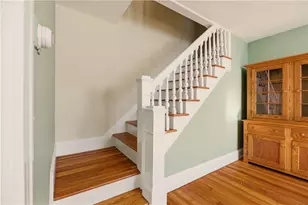 7 Warner Pl, Newport, RI 02840 - Photo 16