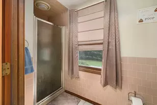 111 Olney Arnold Rd, Cranston, RI 02921 - Photo 30