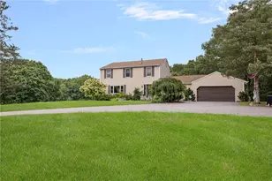 111 Olney Arnold Rd, Cranston, RI 02921 - Photo 6