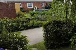 62 De Pinedo St, Providence, RI 02904 - Photo 4