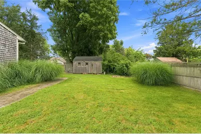 39 River Street, Bristol, RI 02809 - Photo 32
