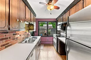 39 River St, Bristol, RI 02809 - Photo 14