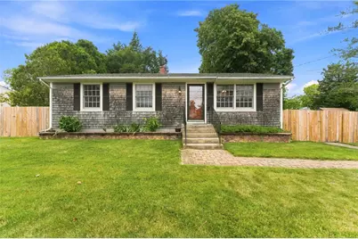 39 River Street, Bristol, RI 02809 - Photo 2