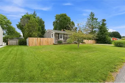39 River Street, Bristol, RI 02809 - Photo 6