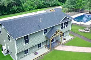 112 Cranberry Ridge Rd, Glocester, RI 02857 - Photo 2