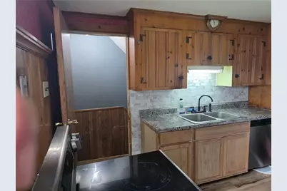 142 Rutland Street, Woonsocket, RI 02895 - Photo 32
