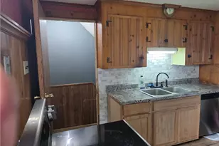 142 Rutland St, Woonsocket, RI 02895 - Photo 32