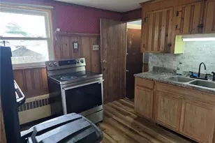 142 Rutland St, Woonsocket, RI 02895 - Photo 34