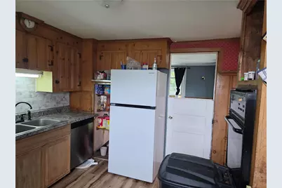 142 Rutland Street, Woonsocket, RI 02895 - Photo 16