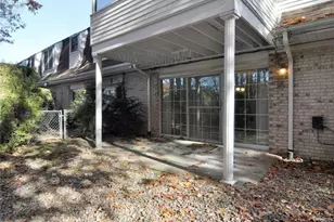 77 Hoffman Ave, Cranston, RI 02920 - Photo 24