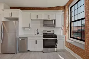 50 Ashburton St, Providence, RI 02904 - Photo 6
