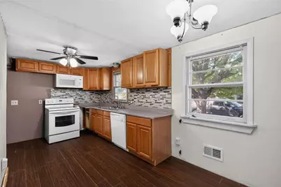 139 Andrews Avenue, West Warwick, RI 02893 - Photo 8