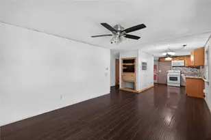 139 Andrews Ave, West Warwick, RI 02893 - Photo 6