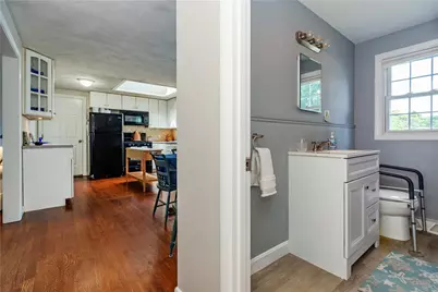 43 Topaz Drive, Warwick, RI 02818 - Photo 18