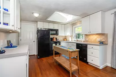 43 Topaz Drive, Warwick, RI 02818 - Photo 8