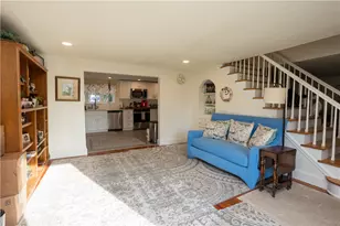 836 Main Rd, Tiverton, RI 02878 - Photo 26