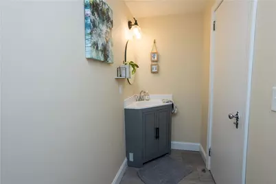 836 Main Road, Tiverton, RI 02878 - Photo 14