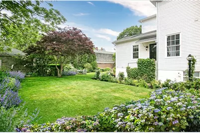 12 Poplar Street, Newport, RI 02840 - Photo 26
