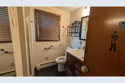 7 Charlotte Drive, Bristol, RI 02809 - Photo 12